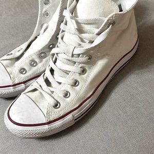 Men’s white converse